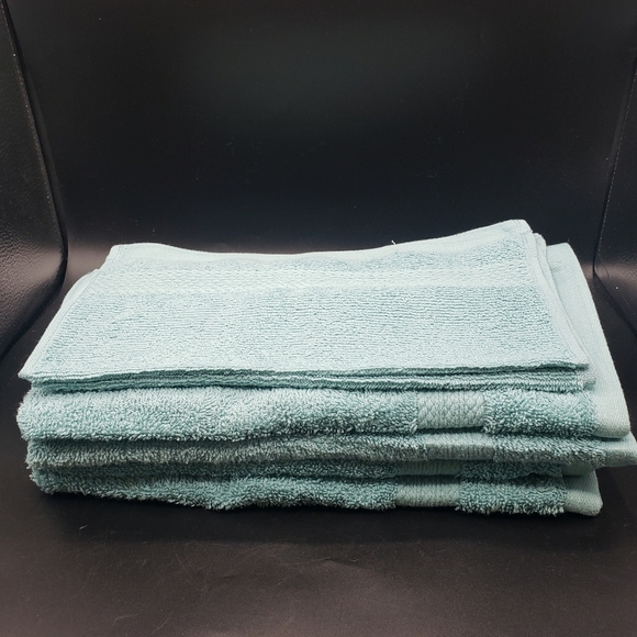 New Lane Linens Turquoise 4 Hand Towels And 2 Wash Clothes - Picture 1 of 3